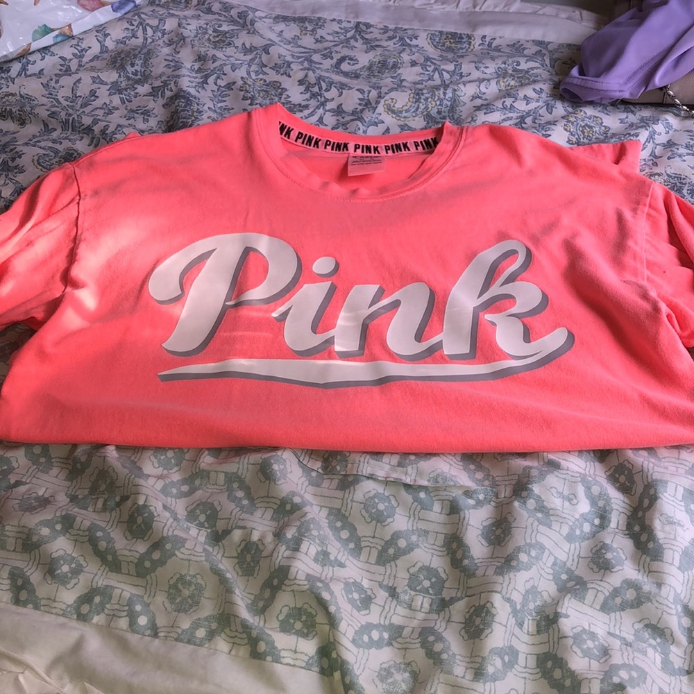 pink long sleeve shirt